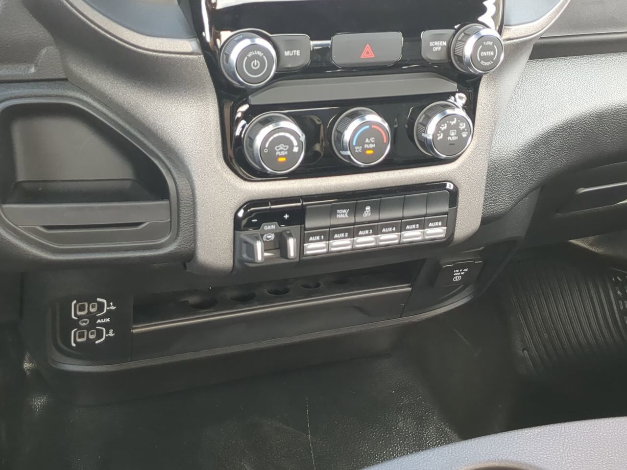 2026 Ram 2500 Service Body Appleton WI