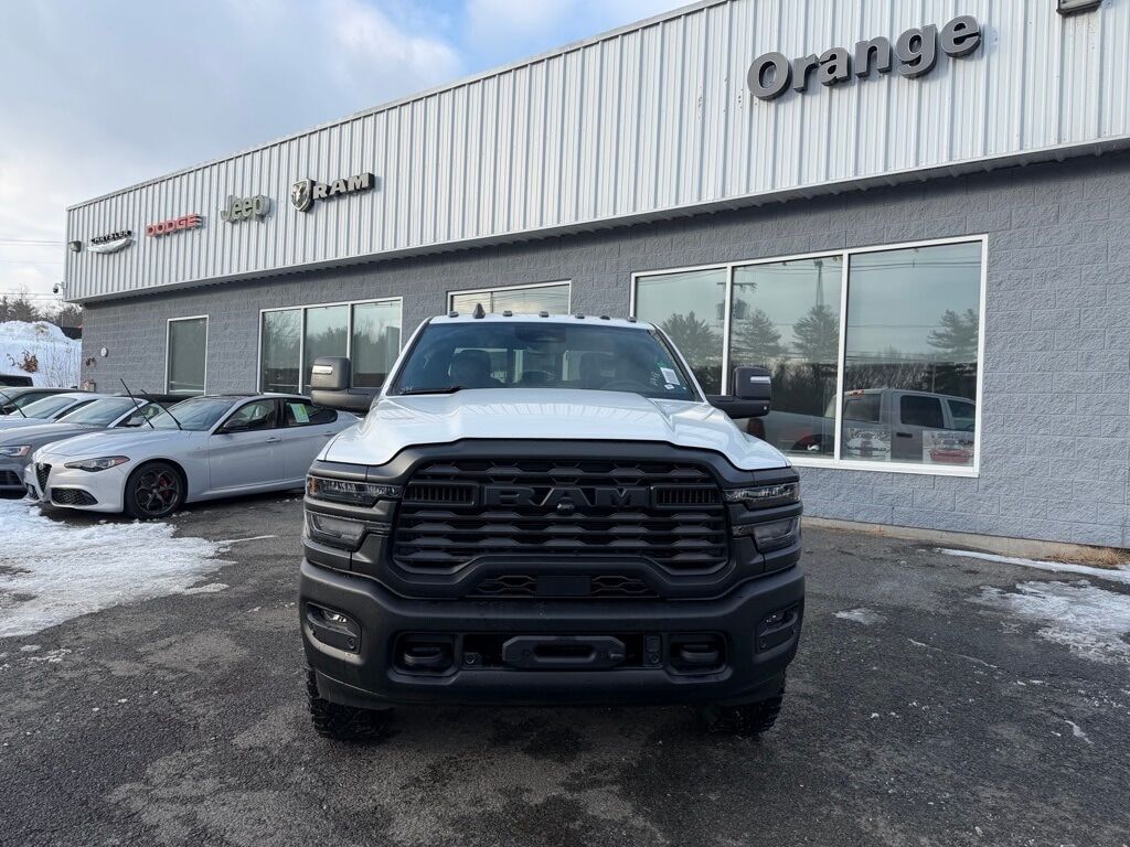 2026 Ram 2500 TRADESMAN CREW CAB 4X4 6'4 BOX Orange MA