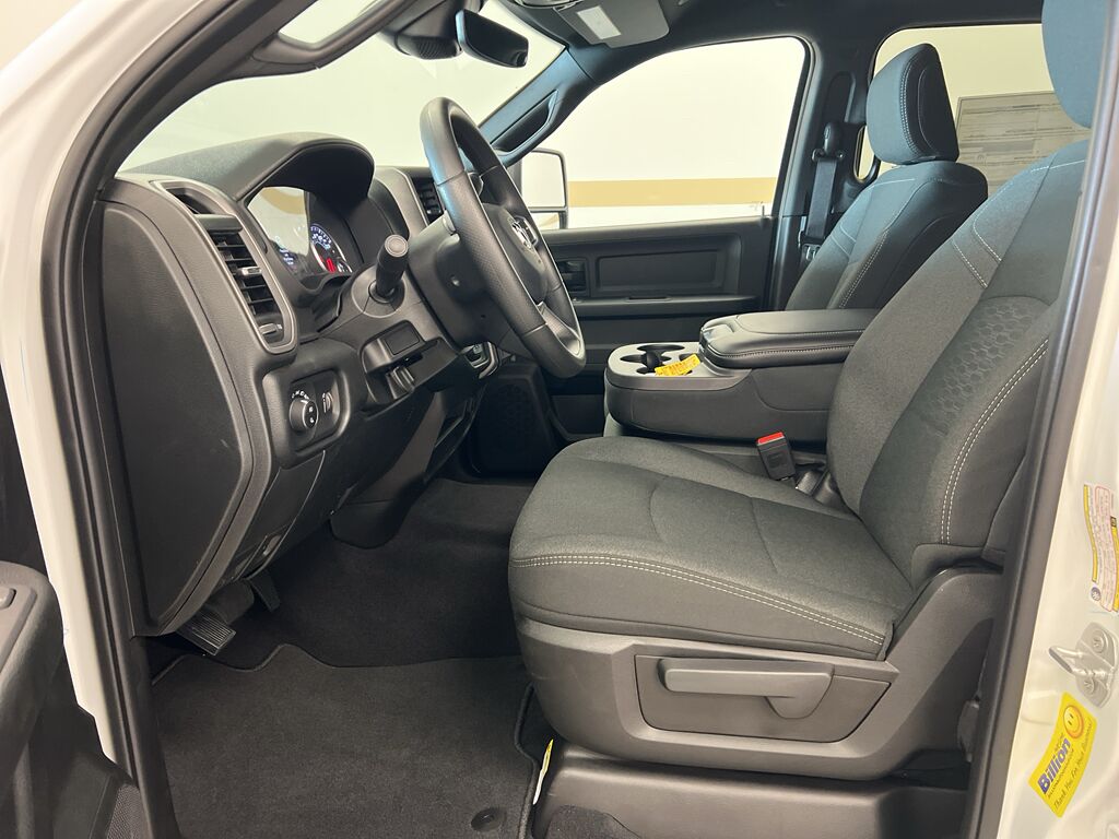 2026 Ram 2500 Tradesman Gasoline