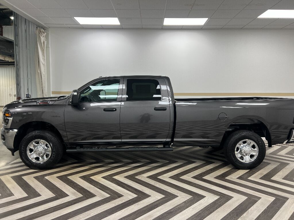 2026 Ram 2500 Tradesman Gasoline
