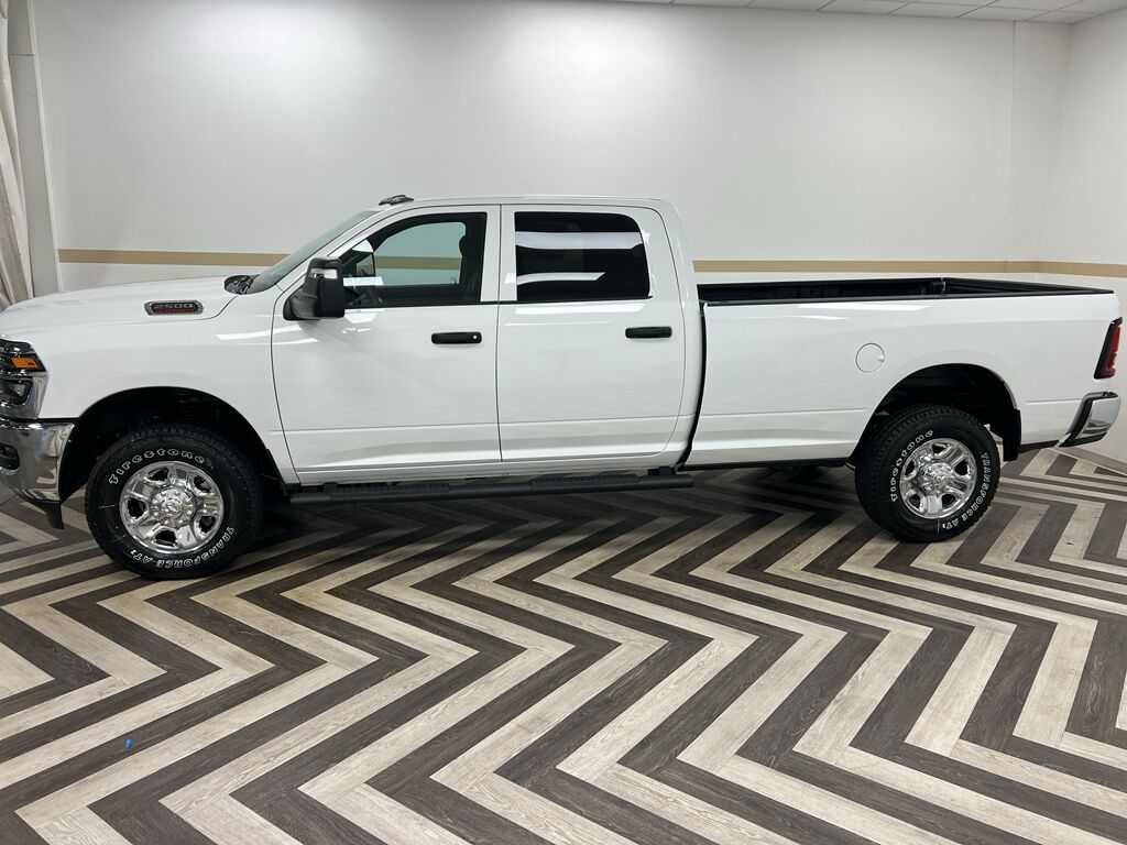 2026 Ram 2500 Tradesman Gasoline