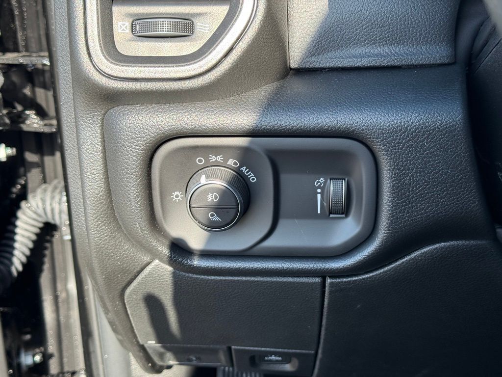 2026 Ram 2500 Tradesman Crestwood KY