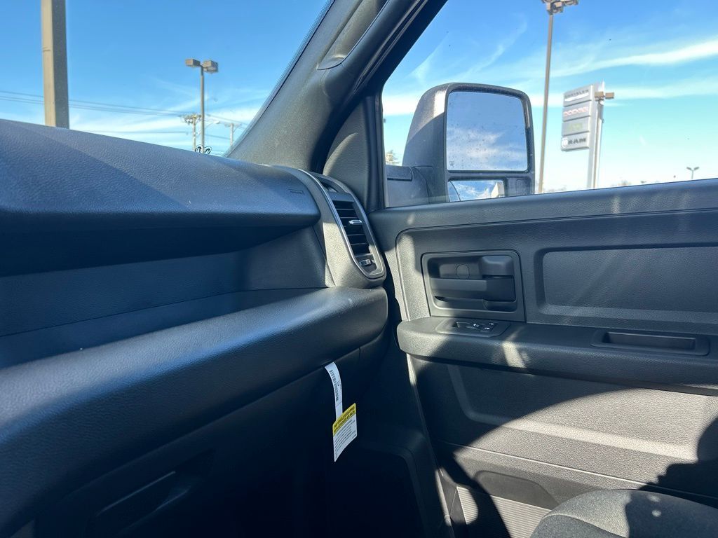 2026 Ram 2500 Tradesman Crestwood KY