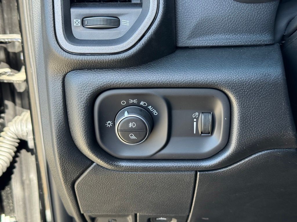 2026 Ram 2500 Tradesman Crestwood KY