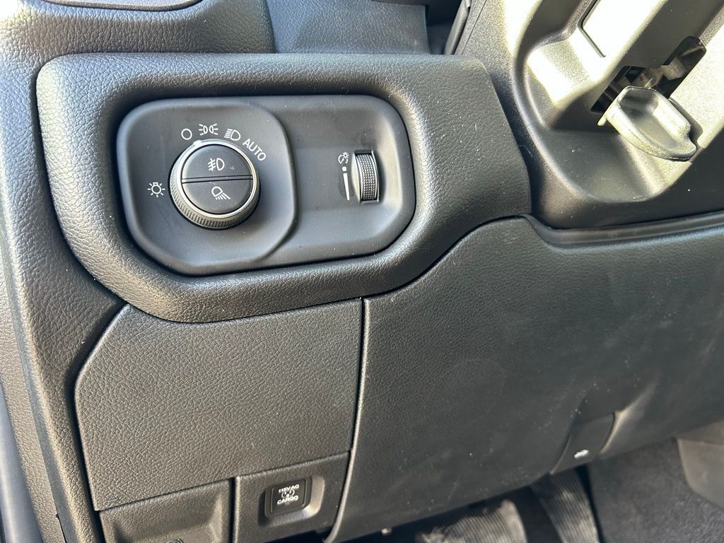 2026 Ram 2500 Tradesman Crestwood KY