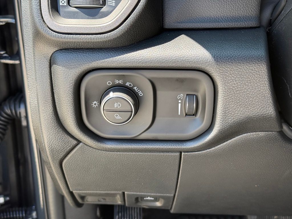 2026 Ram 2500 Tradesman Crestwood KY