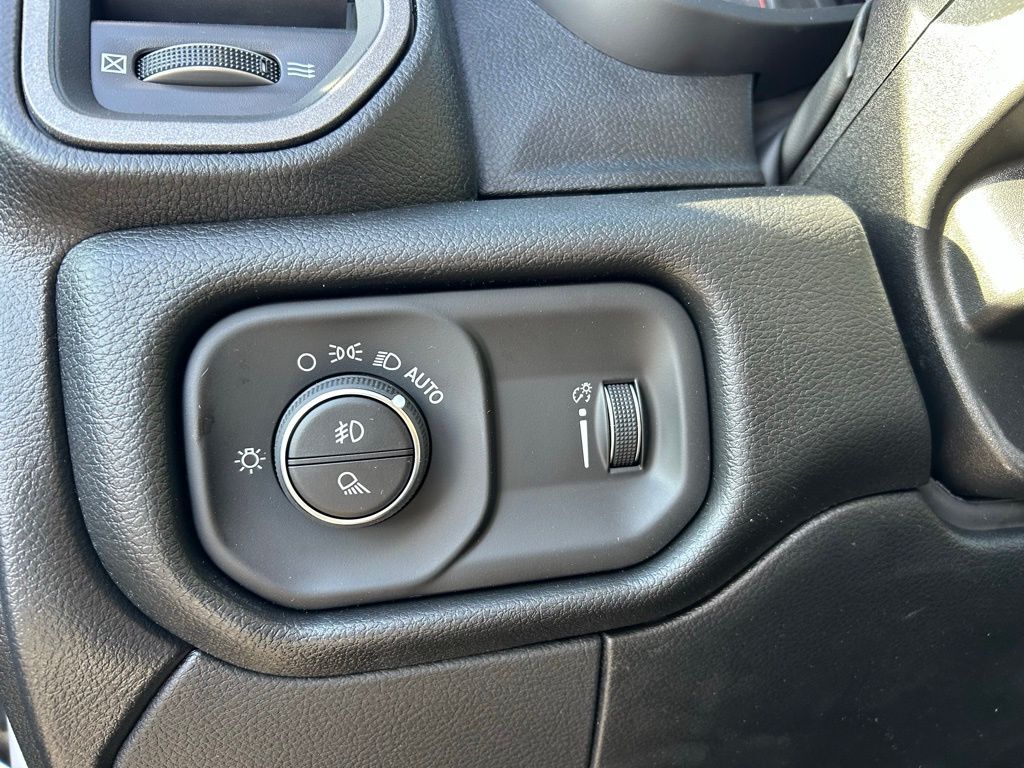 2026 Ram 2500 Tradesman Crestwood KY