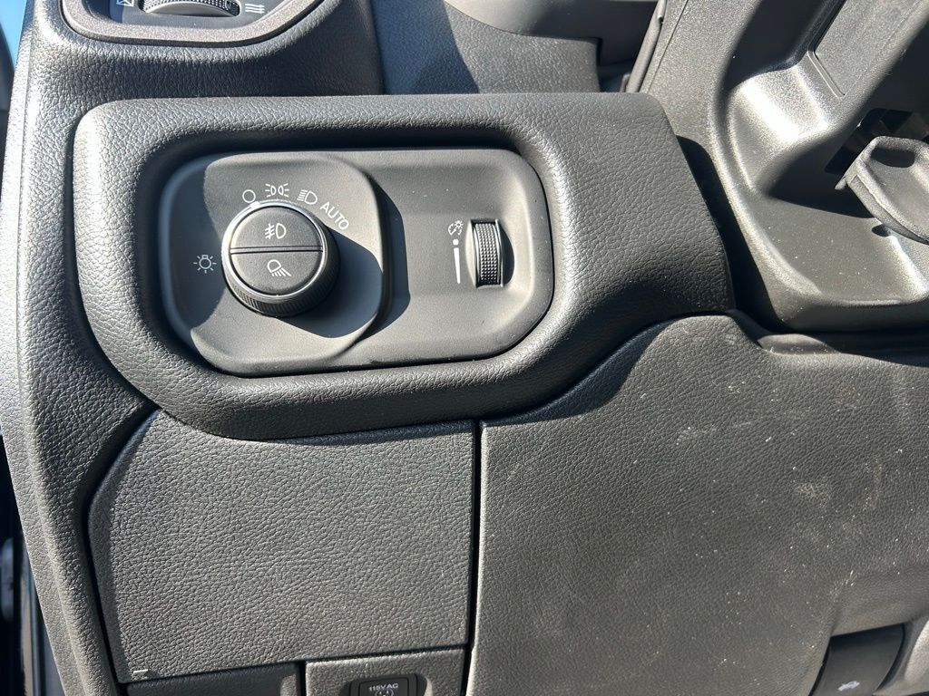 2026 Ram 2500 Tradesman Crestwood KY