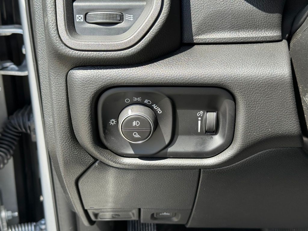 2026 Ram 2500 Tradesman Crestwood KY