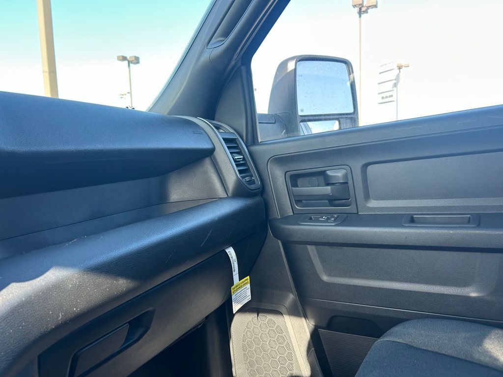 2026 Ram 2500 Tradesman Crestwood KY