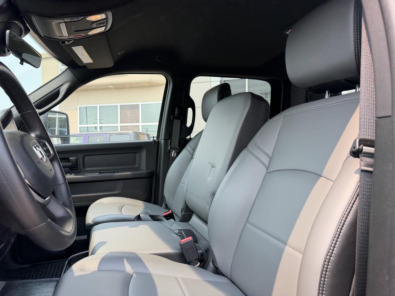 2026 Ram 2500 Tradesman Crew Cab 4x4 | HEMI V8 | Backup Camera | Chrome Appearance Group Redwater AB