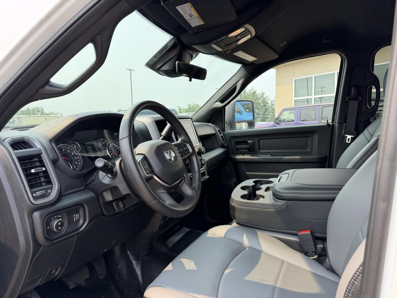2026 Ram 2500 Tradesman Crew Cab 4x4 | HEMI V8 | Backup Camera | Chrome Appearance Group Redwater AB