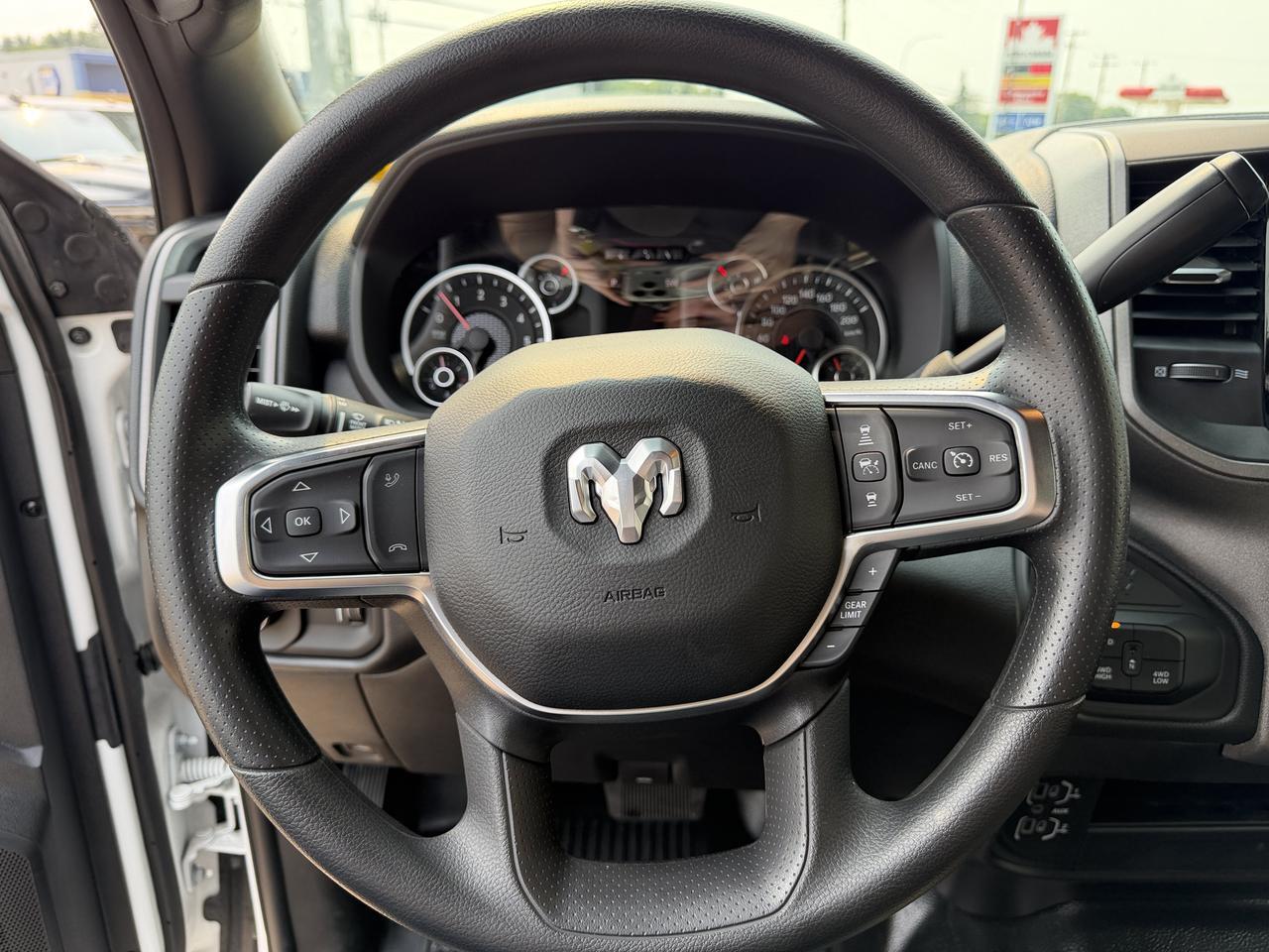 2026 Ram 2500 Tradesman Crew Cab 4x4 | HEMI V8 | Backup Camera | Chrome Appearance Group Redwater AB