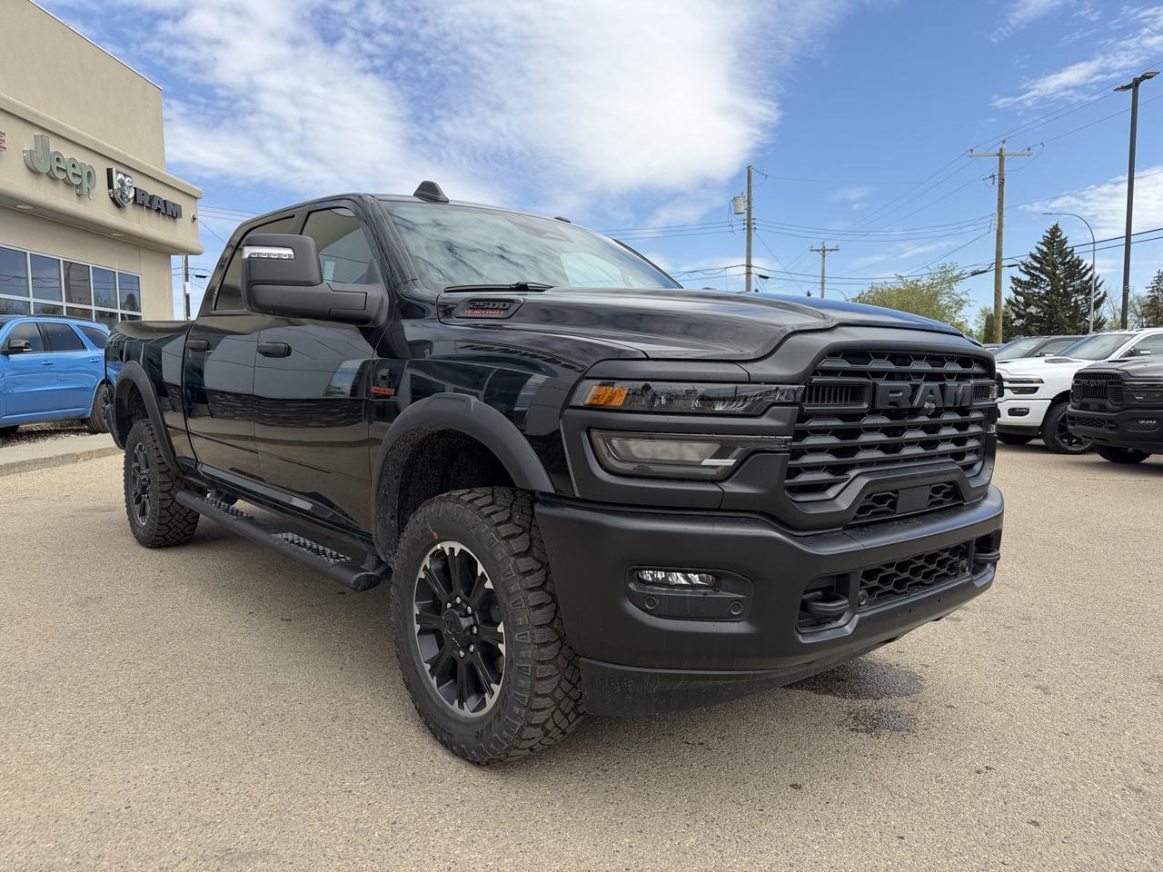 2026 Ram 2500 Warlock Crew Cab 4x4 | Cummins Diesel | 12IN Touchscreen | NAV | 5th Wheel Prep | Side Steps Redwater AB