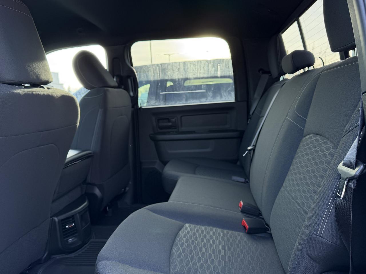 2026 Ram 2500 Warlock Crew Cab 4x4 | Cummins Diesel | NAV | Backup Camera | Towing Prep | 6FT 4 Box Redwater AB