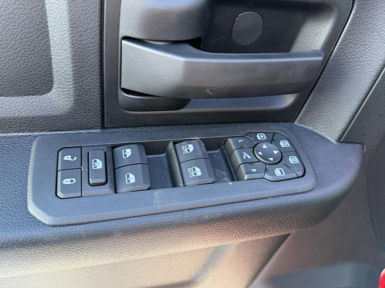 2026 Ram 2500 Warlock Crew Cab 4x4 | Cummins Diesel | NAV | Black Appearance Pkg | Bilstein Shocks Redwater AB