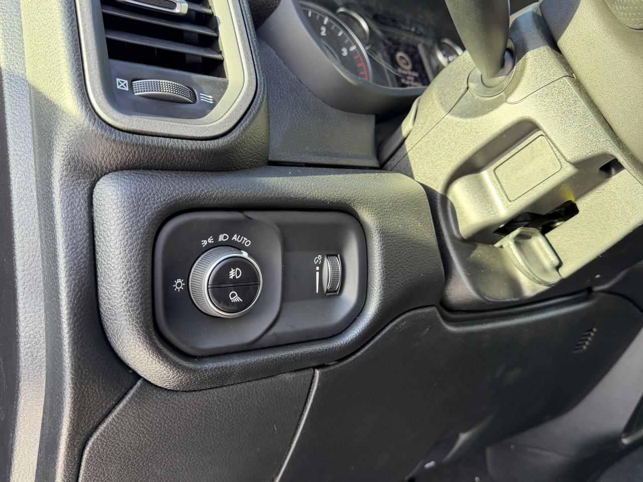 2026 Ram 2500 Warlock Crew Cab 4x4 | Cummins Diesel | NAV | Black Appearance Pkg | Bilstein Shocks Redwater AB