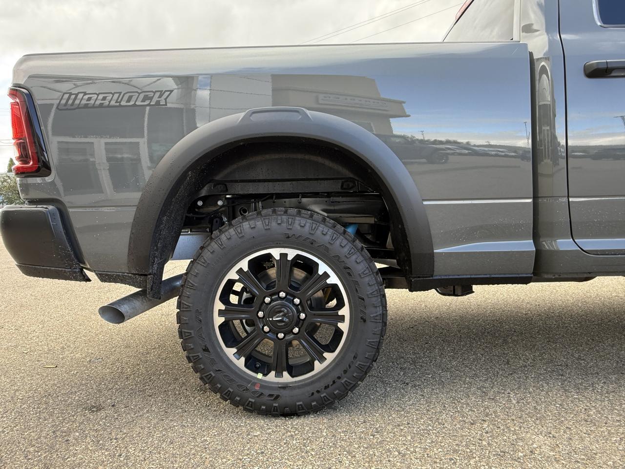2026 Ram 2500 Warlock Crew Cab 4x4 | Cummins HO Turbo Diesel | Black Interior | 5th Wheel Prep | Backup Camera Redwater AB