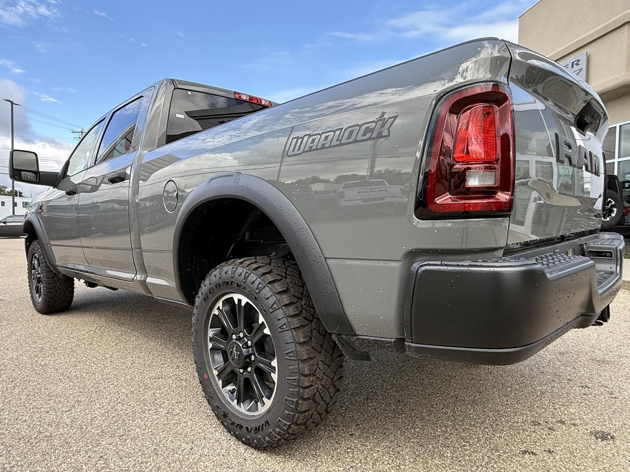 2026 Ram 2500 Warlock Crew Cab 4x4 | Cummins HO Turbo Diesel | Black Interior | 5th Wheel Prep | Backup Camera Redwater AB