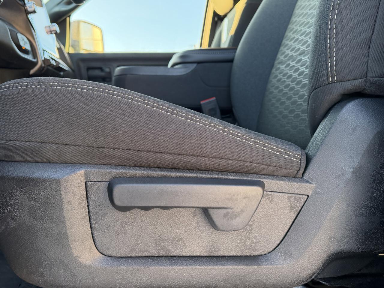 2026 Ram 2500 Warlock Crew Cab 4x4 | Cummins Turbo Diesel | 20IN Black Wheels | Black Appearance Pkg | Bilstein Redwater AB