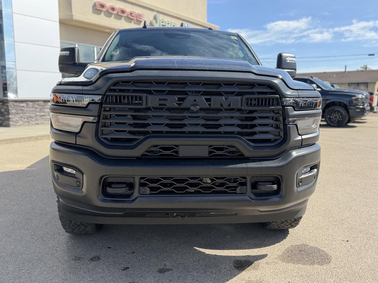 2026 Ram 2500 Warlock Crew Cab 4x4 | HEMI V8 | NAV | 12IN Display | ParkView Camera | 20IN Black Wheels Redwater AB