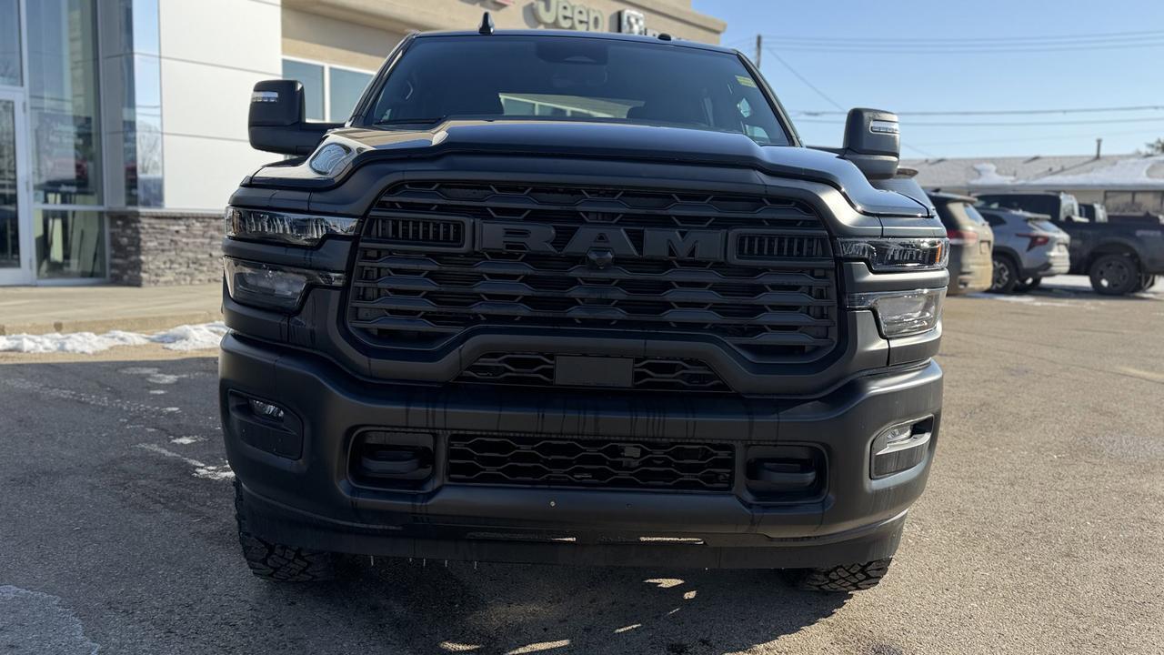 2026 Ram 2500 Warlock Crew Cab 4x4 | V8 HEMI | NAV | 20IN Black Wheels | Backup Camera | Performance Shocks Redwater AB