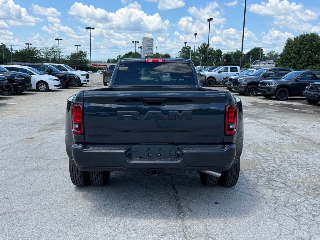 2026 Ram 3500 Big Horn Crestwood KY