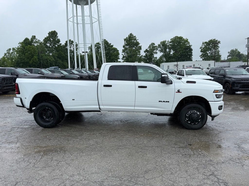 2026 Ram 3500 Big Horn Crestwood KY