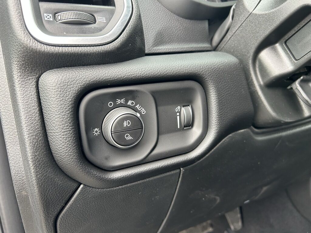 2026 Ram 3500 Big Horn Crestwood KY