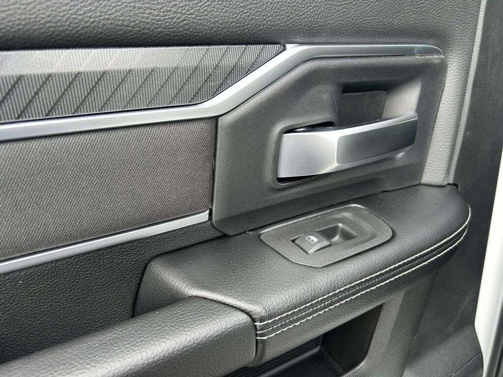 2026 Ram 3500 Big Horn Crestwood KY