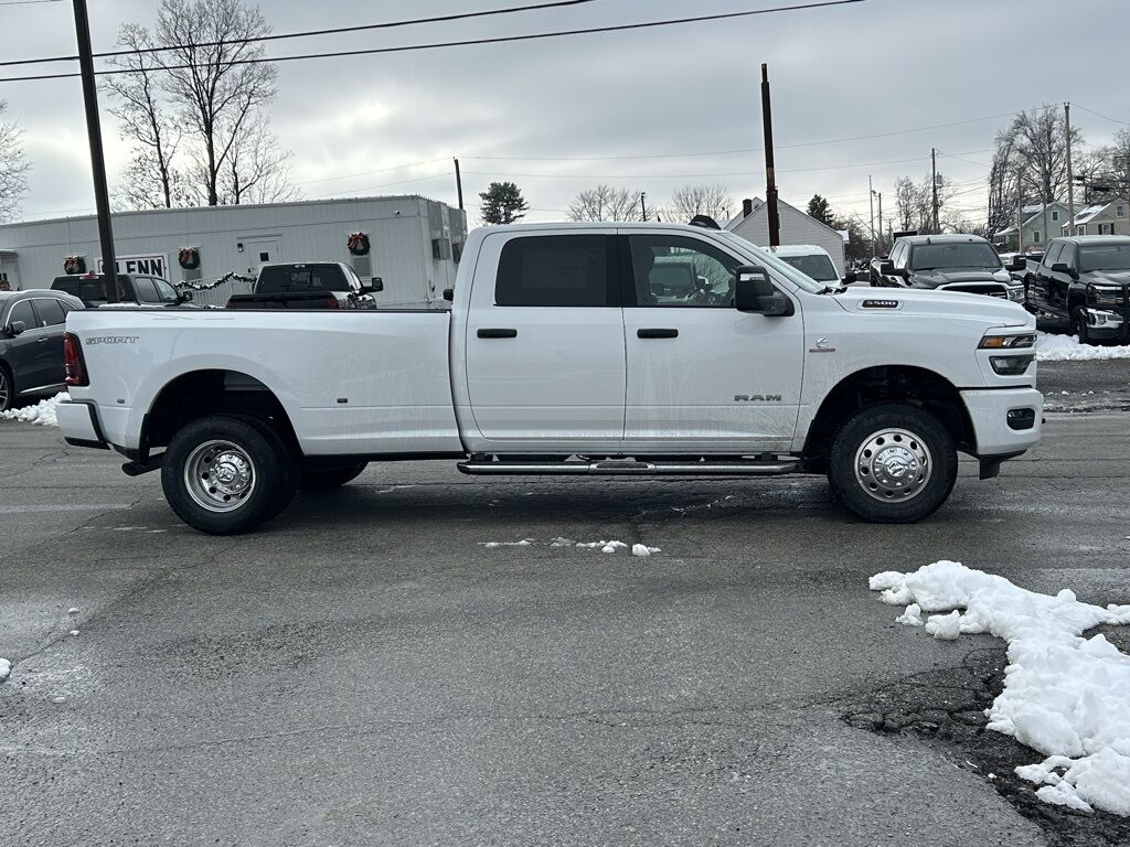 2026 Ram 3500 Big Horn Crestwood KY