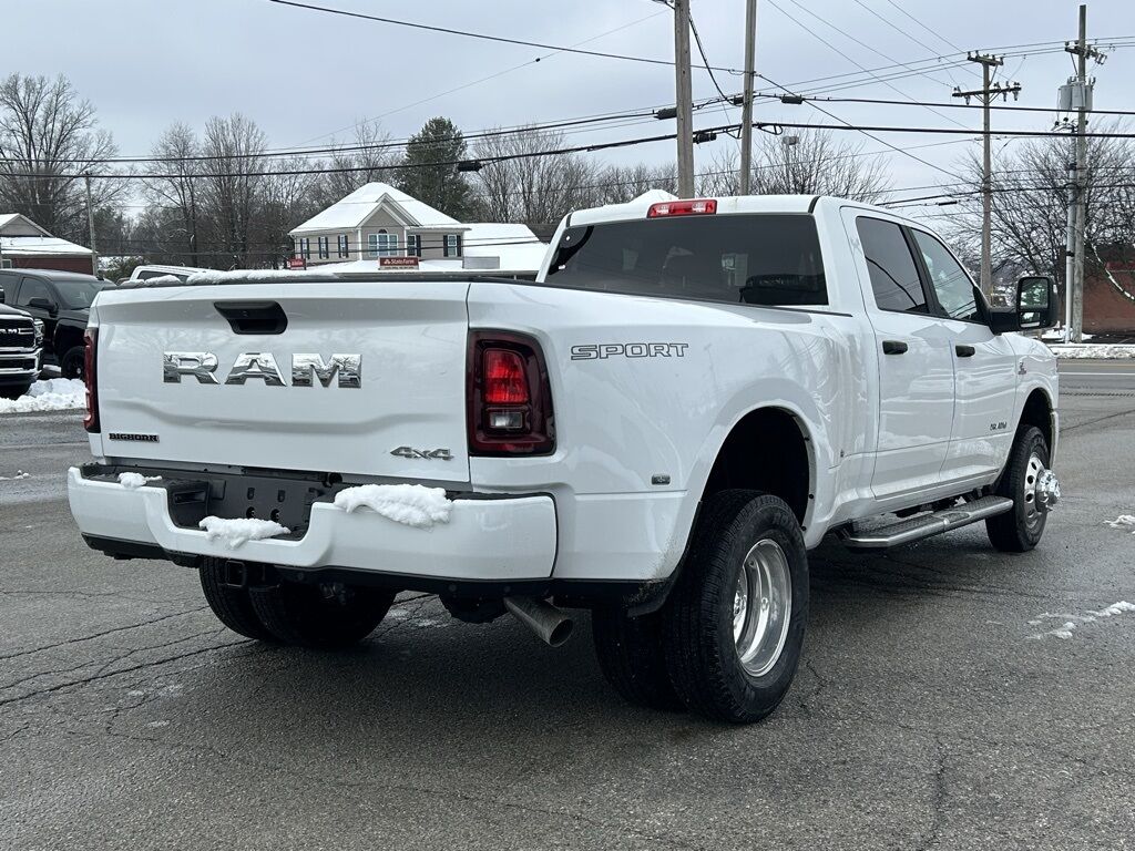 2026 Ram 3500 Big Horn Crestwood KY