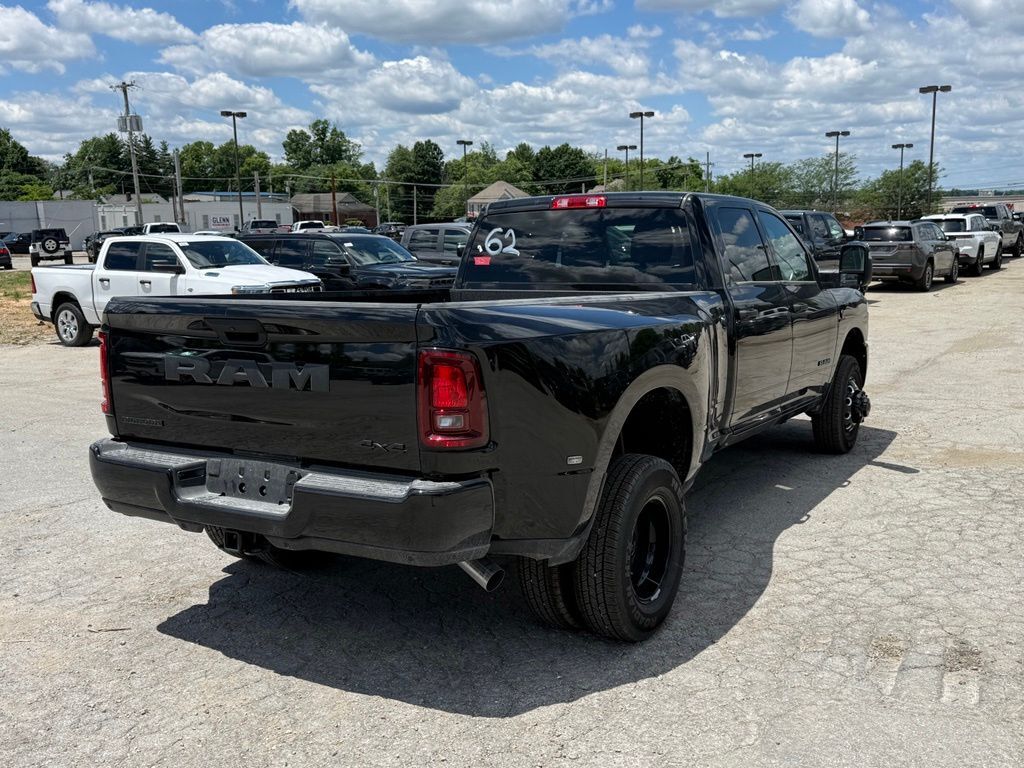 2026 Ram 3500 Big Horn Crestwood KY