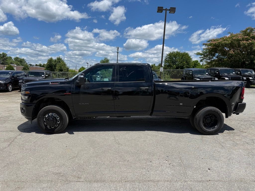 2026 Ram 3500 Big Horn Crestwood KY
