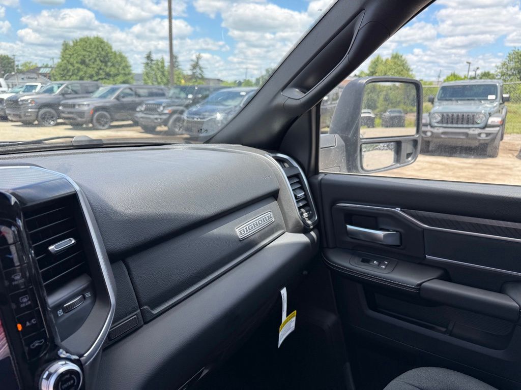 2026 Ram 3500 Big Horn Crestwood KY