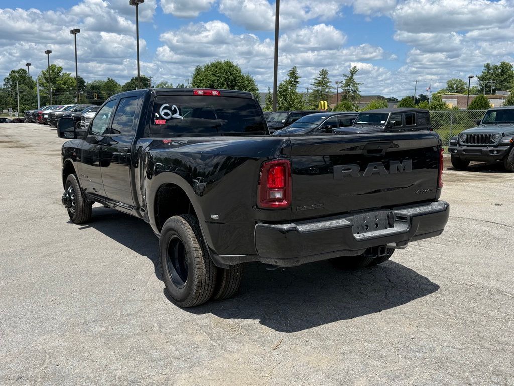 2026 Ram 3500 Big Horn Crestwood KY