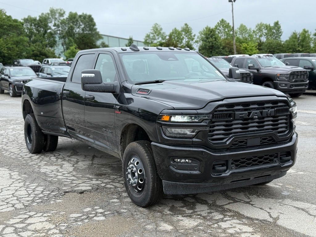 2026 Ram 3500 Big Horn Crestwood KY