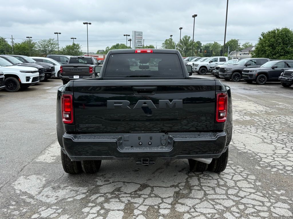 2026 Ram 3500 Big Horn Crestwood KY