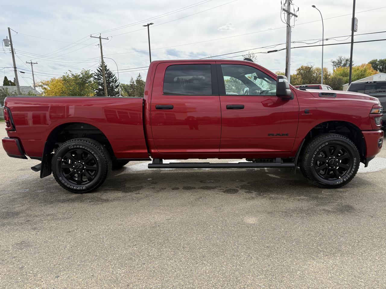 2026 Ram 3500 Big Horn Crew Cab 4x4 | Cummins Diesel | HD Towing | 12IN Touchscreen | Remote Start | Heated Seats Redwater AB