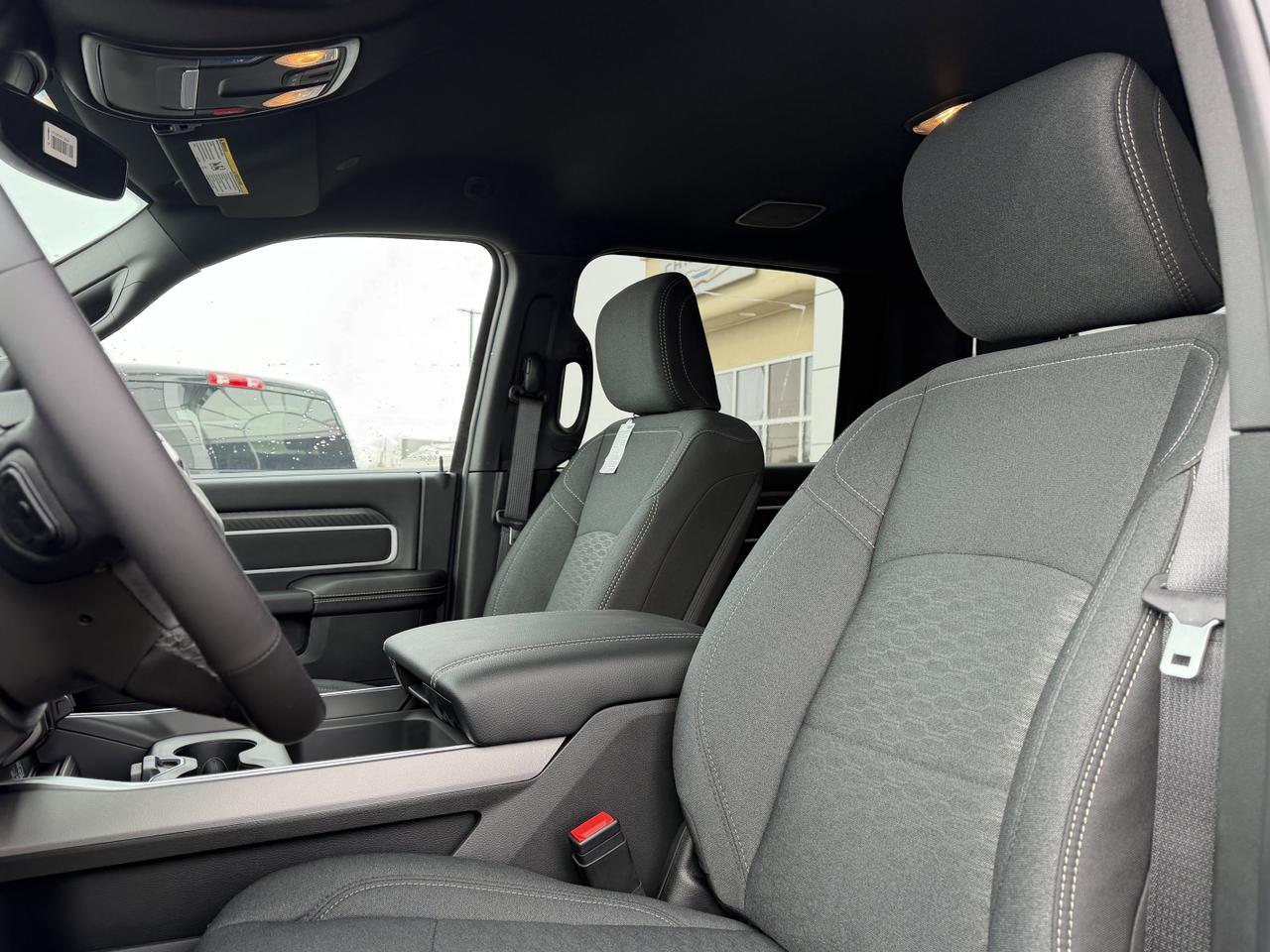 2026 Ram 3500 Big Horn Crew Cab 4x4 | Cummins Diesel | NAV | Heated Seats | Remote Start | Rearview Camera Redwater AB