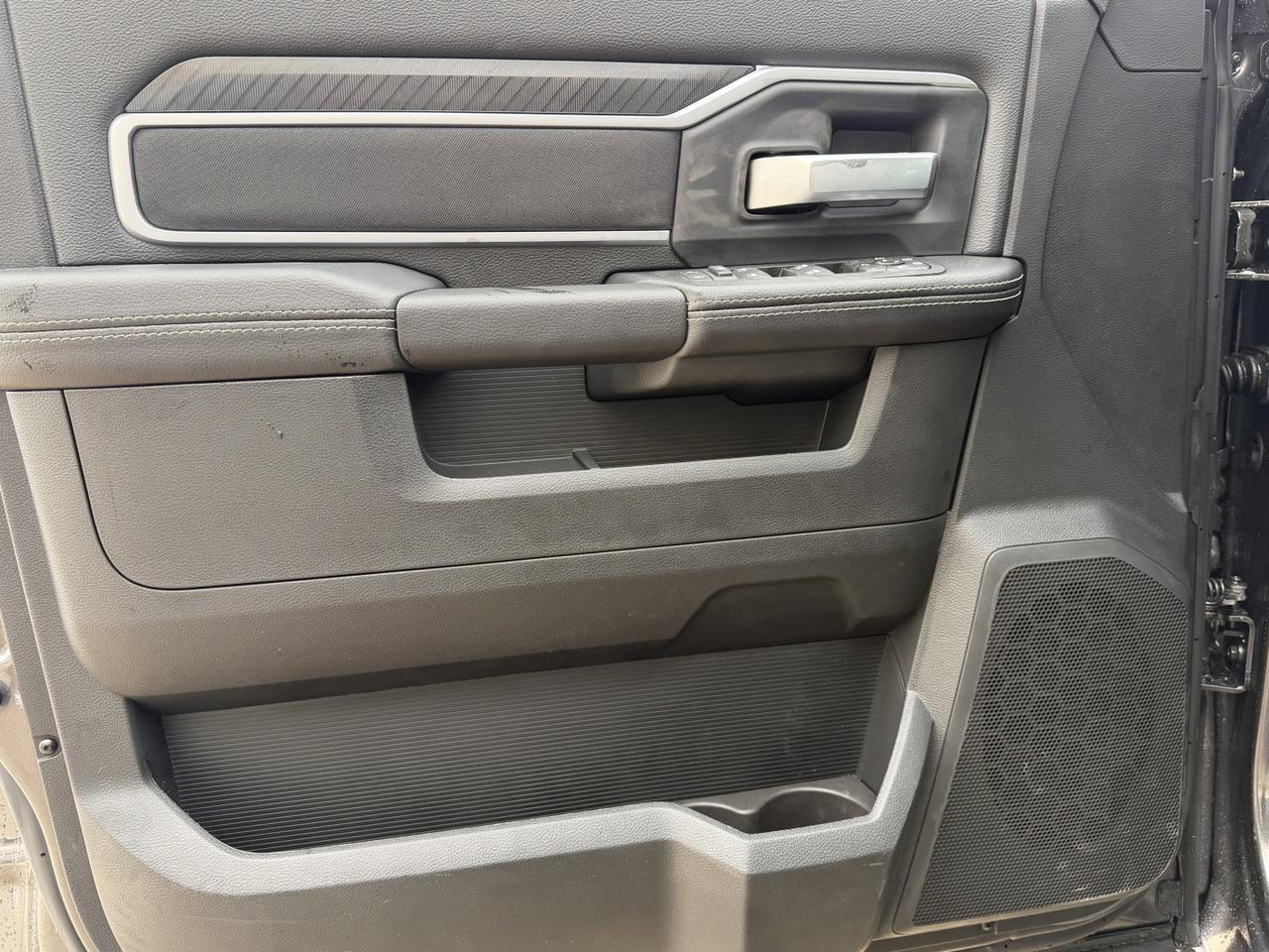 2026 Ram 3500 Big Horn Crew Cab 4x4 | Cummins Diesel | NAV | Heated Seats | Remote Start | Rearview Camera Redwater AB