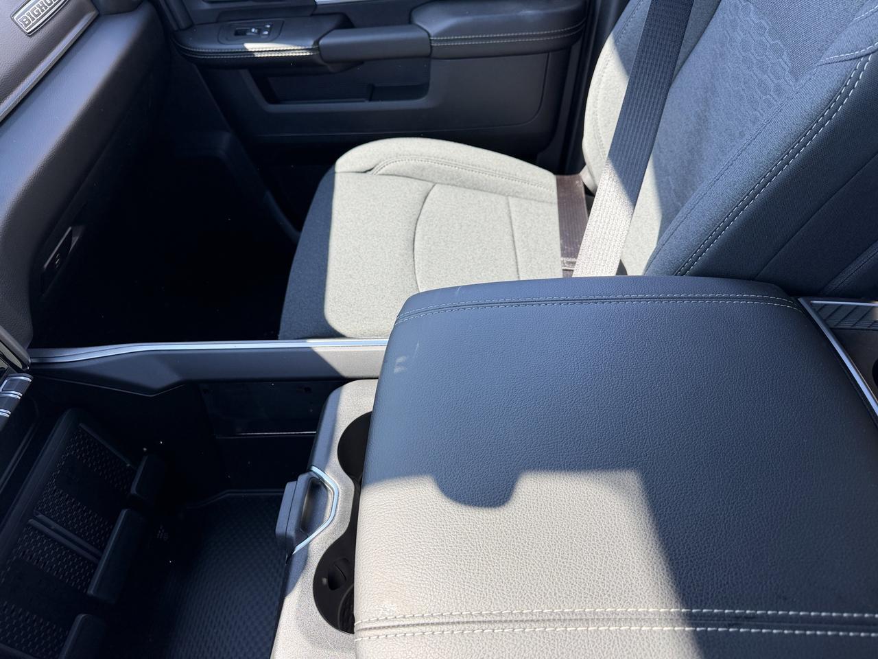 2026 Ram 3500 Big Horn Crew Cab 4x4 | HO Cummins Turbo Diesel | Night Edition | Diamond Black | 12IN Touchscreen Redwater AB