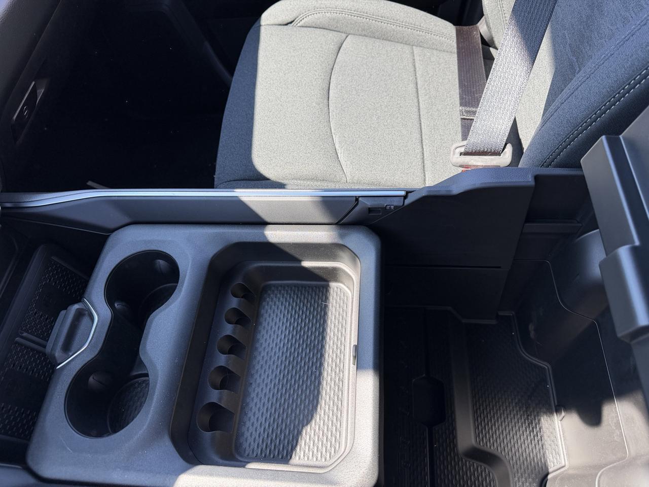 2026 Ram 3500 Big Horn Crew Cab 4x4 | HO Cummins Turbo Diesel | Night Edition | Diamond Black | 12IN Touchscreen Redwater AB