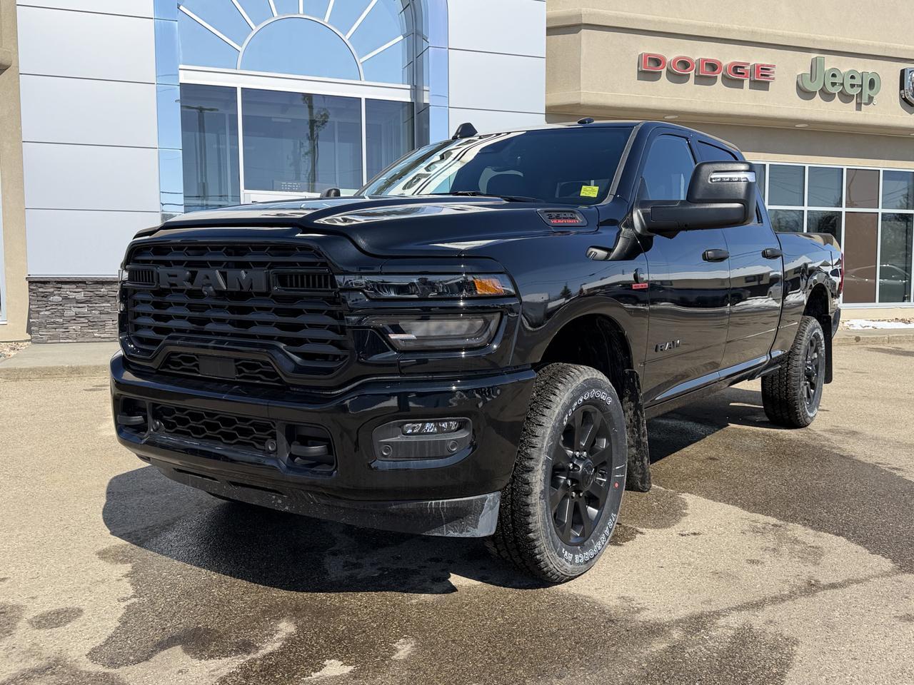 2026 Ram 3500 Big Horn Crew Cab 4x4 | HO Cummins Turbo Diesel | Night Edition | Diamond Black | 12IN Touchscreen Redwater AB