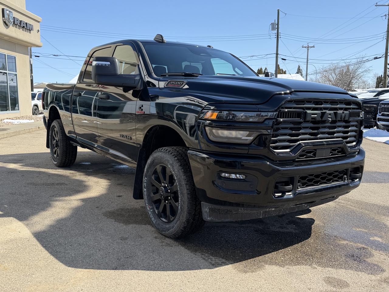 2026 Ram 3500 Big Horn Crew Cab 4x4 | HO Cummins Turbo Diesel | Night Edition | Diamond Black | 12IN Touchscreen Redwater AB