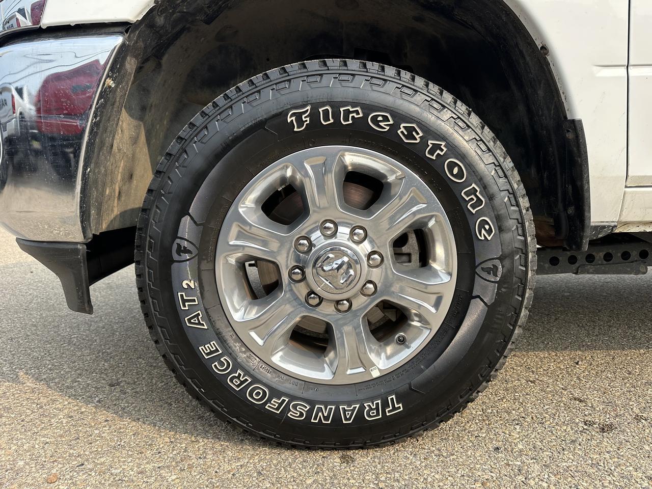 2026 Ram 3500 Big Horn Crew Cab 4x4 | Low KMs | V8 HEMI | Backup Camera | Remote Keyless Entry | Trailer Towing Redwater AB