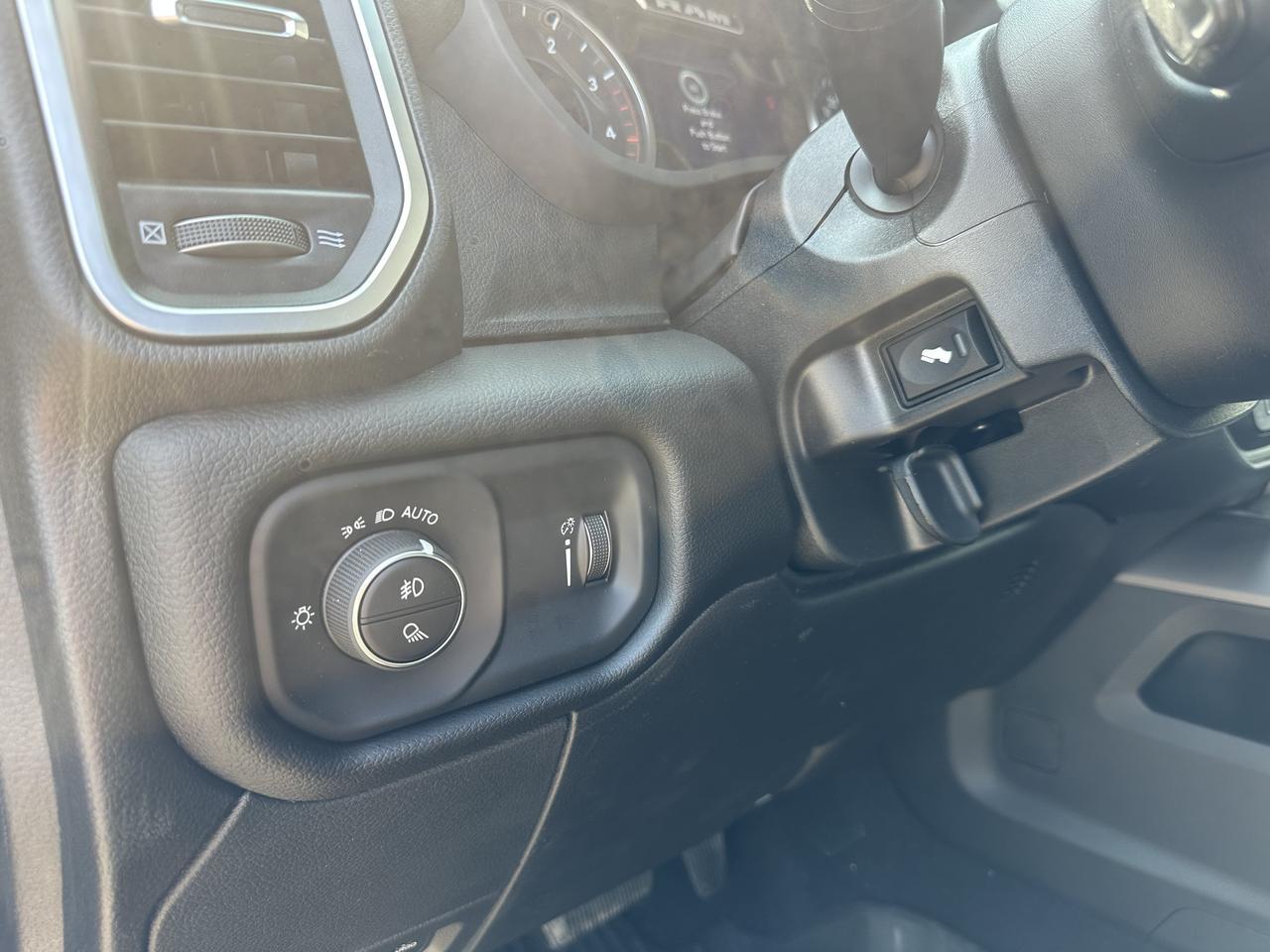 2026 Ram 3500 Big Horn Crew Cab Dually 4x4 | Cummins HO Turbo Diesel | Night Edition | 12IN Touchscreen Redwater AB