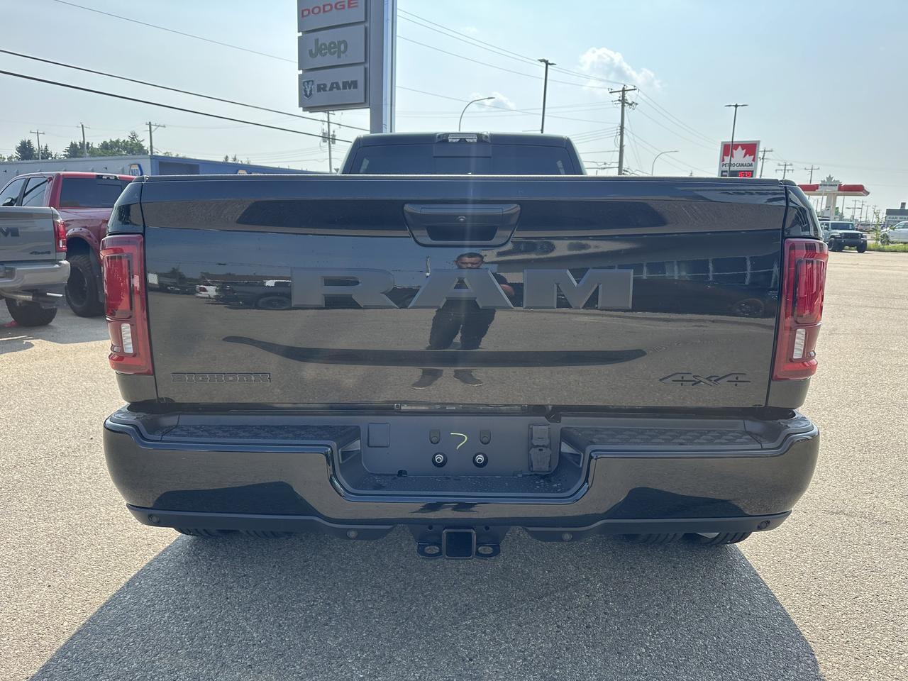 2026 Ram 3500 Big Horn Crew Cab Dually 4x4 | Cummins HO Turbo Diesel | Night Edition | 12IN Touchscreen Redwater AB