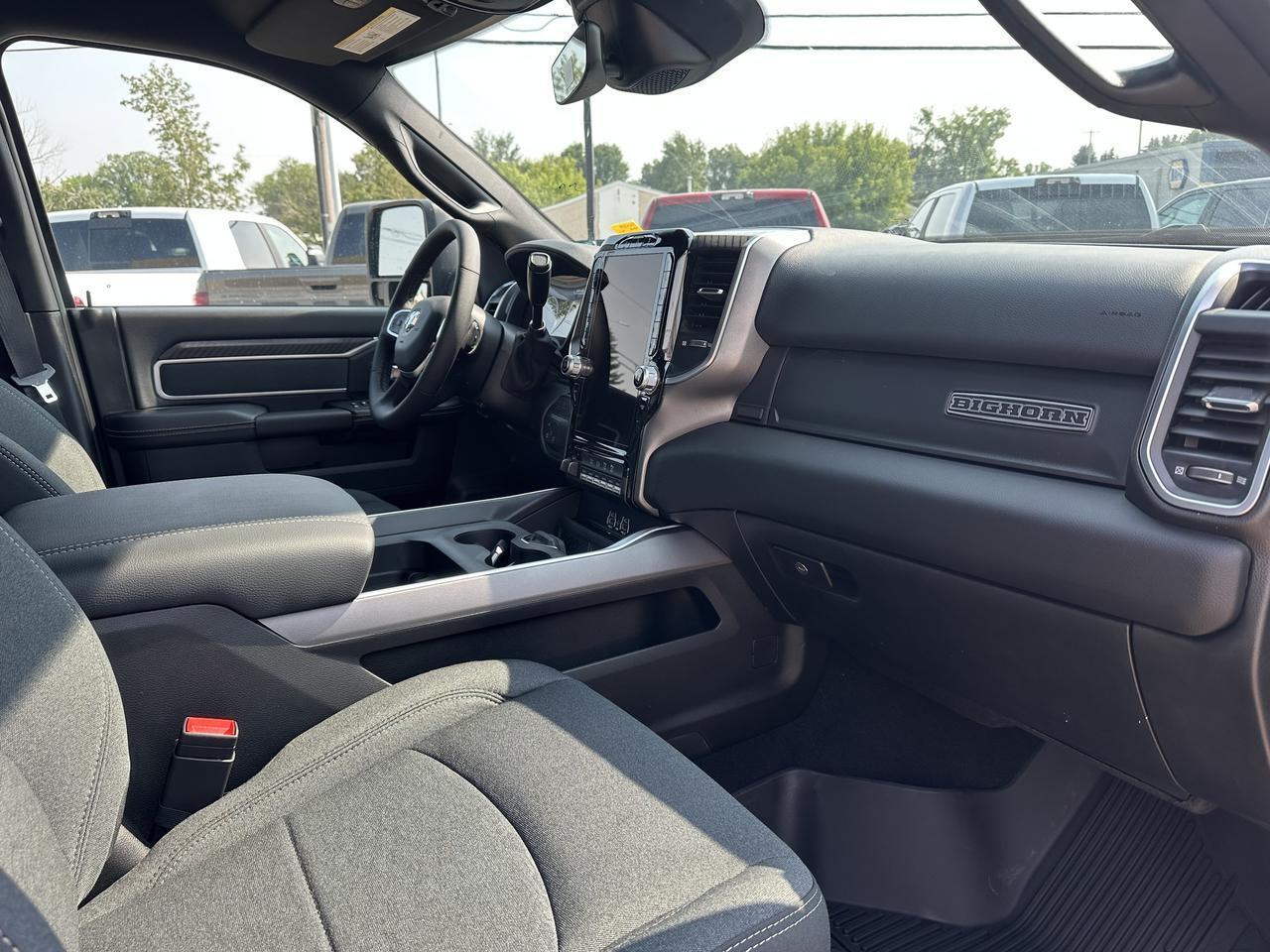 2026 Ram 3500 Big Horn Crew Cab Dually 4x4 | Cummins HO Turbo Diesel | Night Edition | 12IN Touchscreen Redwater AB