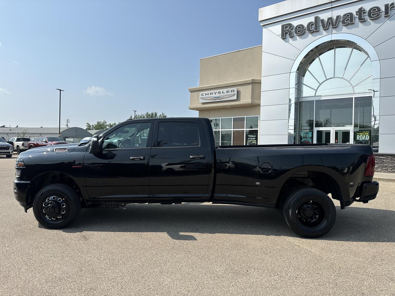2026 Ram 3500 Big Horn Crew Cab Dually 4x4 | Cummins HO Turbo Diesel | Night Edition | 12IN Touchscreen Redwater AB